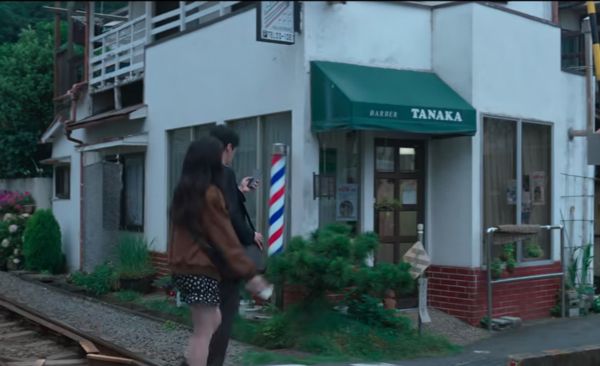 Scene before the train came between them